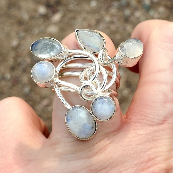 New Twisted Rainbow Moonstone Silver Statement Ring. - Picture 3 of 16